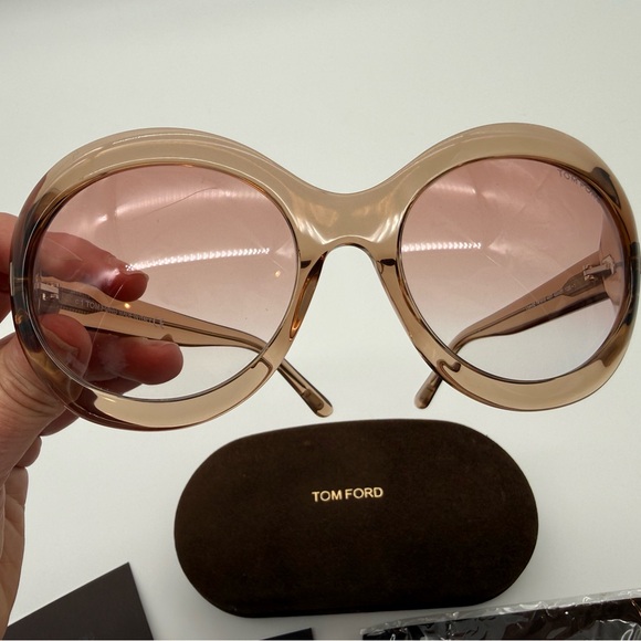 Tom Ford Oversized Pink-Brown Gradient Round Sunglasses - Picture 5 of 10